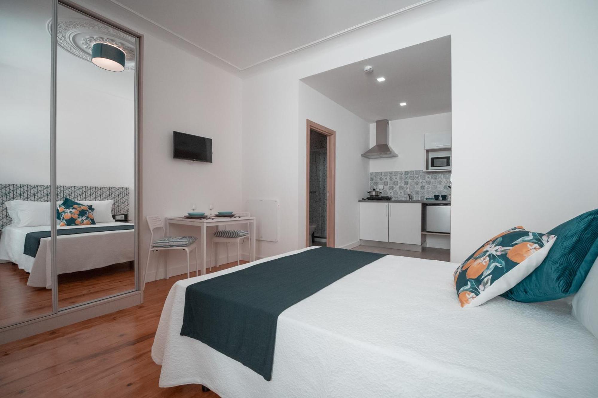 Harbour49 - Aveiro Flats & Suites Экстерьер фото